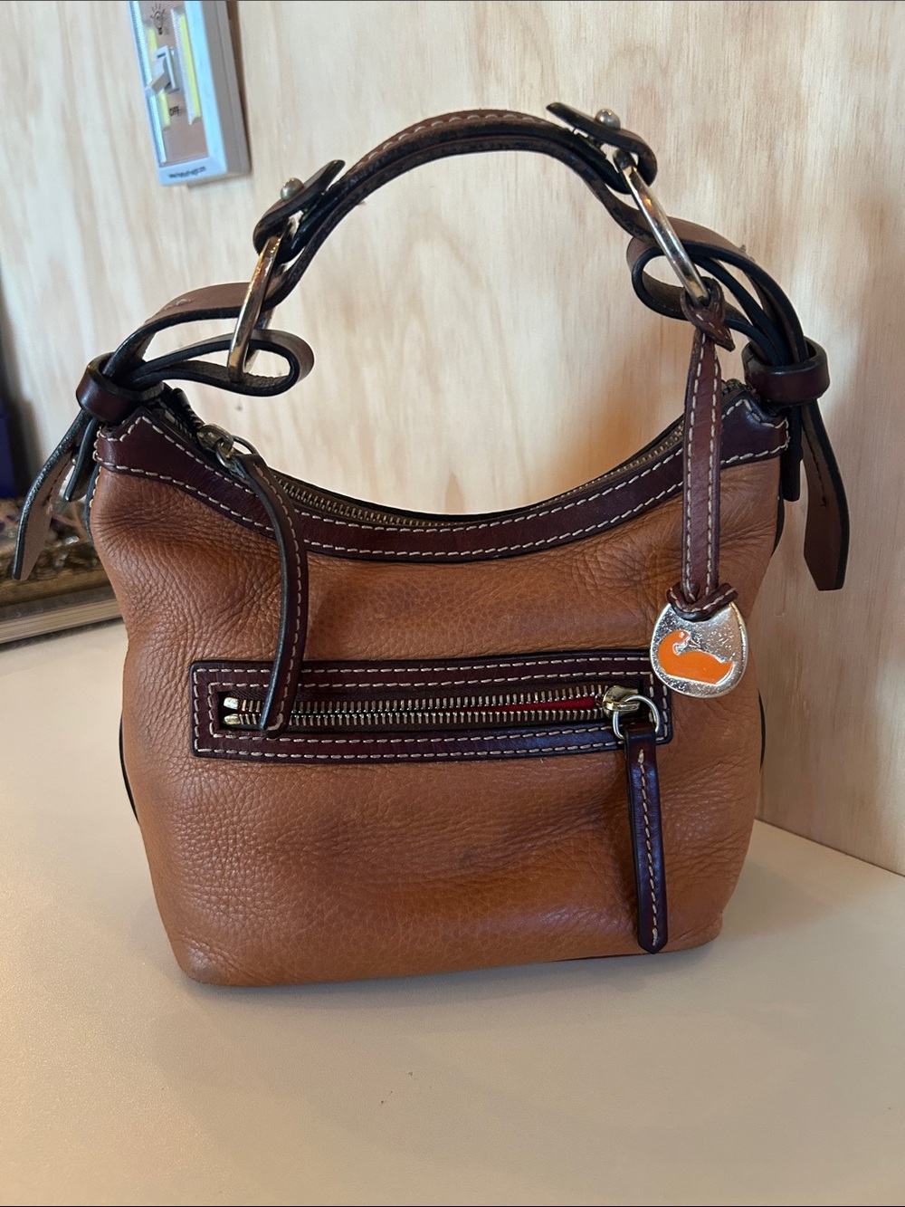 Vintage Dooney! Women’s Brown Leather Hobo small Satchel with Contrast Trim